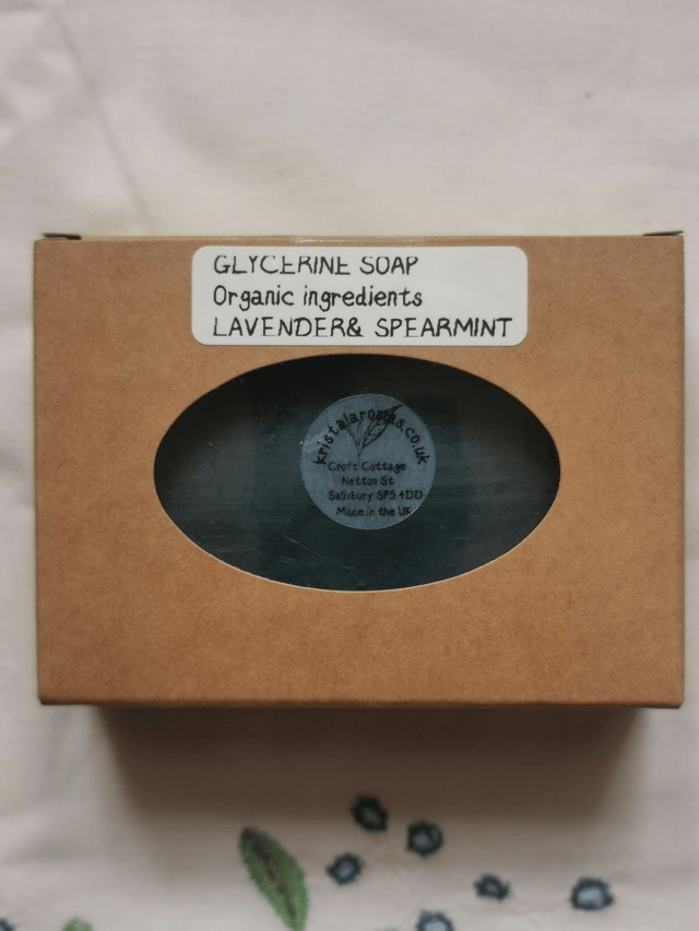Glycerine soap (organic ingredients) with Organic Lavender & Spearmint   80gm approx