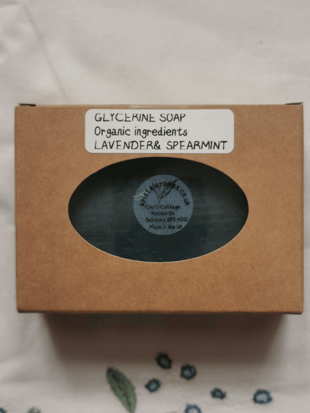 Glycerine soap (organic ingredients) with Organic Lavender &amp; Spearmint   80gm approx